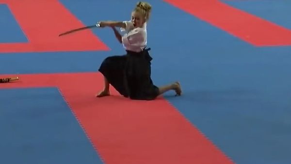 Girl with katana - Sputnik International