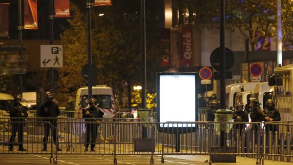 Police officers secure a street outside the Stade de France stadium after the international friendly soccer France against Germany, Friday, Nov. 13, 2015 in Saint Denis, outside Paris. Police officers secure a street outside the Stade de France stadium after the international friendly soccer France against Germany, Friday, Nov. 13, 2015 in Saint Denis, outside Paris. - Sputnik International