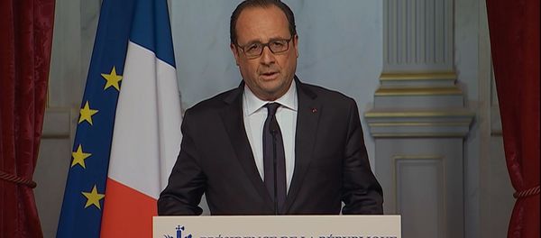 French President Francois Hollande addressing nation after Paris terrorist attacks French President Francois Hollande addressing nation after Paris terrorist attacks - Sputnik International