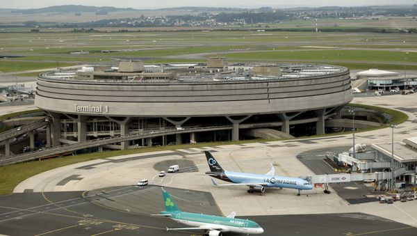 A general view shows the Terminal 1 at the Charles de Gaulle International Airport in Roissy, near Paris in this September 17, 2014 file photo A general view shows the Terminal 1 at the Charles de Gaulle International Airport in Roissy, near Paris in this September 17, 2014 file photo - Sputnik International