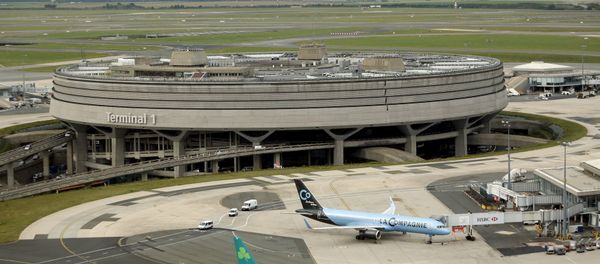 A general view shows the Terminal 1 at the Charles de Gaulle International Airport in Roissy, near Paris in this September 17, 2014 file photo A general view shows the Terminal 1 at the Charles de Gaulle International Airport in Roissy, near Paris in this September 17, 2014 file photo - Sputnik International