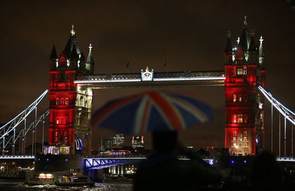 London's iconic Tower Bridge, illuminated in blue, white and red lights, resembling the colours of the French national flag, in London on November 14, 2015, as Britons express their solidarity with France following a spate of coordinated attacks that left 129 dead in Paris on November 13. London's iconic Tower Bridge, illuminated in blue, white and red lights, resembling the colours of the French national flag, in London on November 14, 2015, as Britons express their solidarity with France following a spate of coordinated attacks that left 129 dead in Paris on November 13. - Sputnik International
