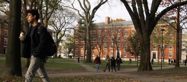 A student walks through Harvard Yard at Harvard University in Cambridge, Massachusetts, in this file photo taken November 16, 2012 A student walks through Harvard Yard at Harvard University in Cambridge, Massachusetts, in this file photo taken November 16, 2012 - Sputnik International