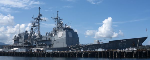 The guided missile cruiser USS Shiloh is anchored at Subic Bay, a former US naval base in the Philippines, on May 30, 2015 The guided missile cruiser USS Shiloh is anchored at Subic Bay, a former US naval base in the Philippines, on May 30, 2015 - Sputnik International