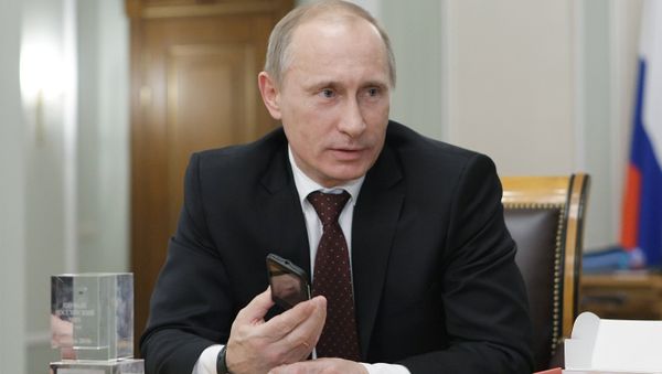 Putin meets with Yevtushenkov and Ivanov Putin meets with Yevtushenkov and Ivanov - Sputnik International