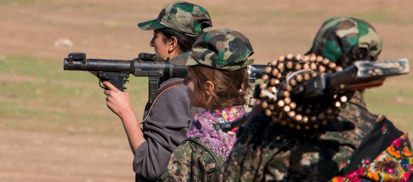 Kurdish female fighters - Sputnik International