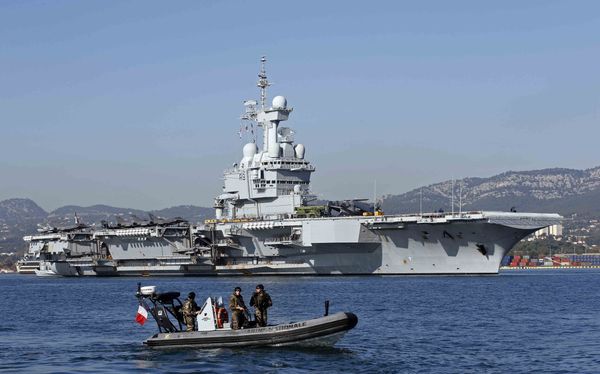 French Navy Flagship Will Return to Port Due to Coronavirus Symptoms on Board - Sputnik International