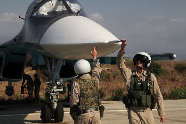Russian pilots of the Su-34 at the Hmeimim base in Syria. Russian pilots of the Su-34 at the Hmeimim base in Syria. - Sputnik International