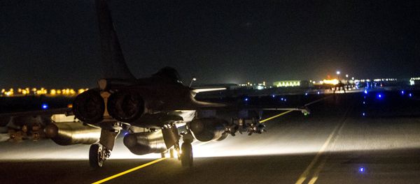France Attacks ISIL Oil Assets in Syria After UN Resolution - Sputnik International
