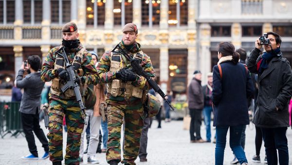 Belgian Army soldiers patrol in the picturesque Grand Place in the center of Brussels on Friday, Nov. 20, 2015. Belgian Army soldiers patrol in the picturesque Grand Place in the center of Brussels on Friday, Nov. 20, 2015. - Sputnik International
