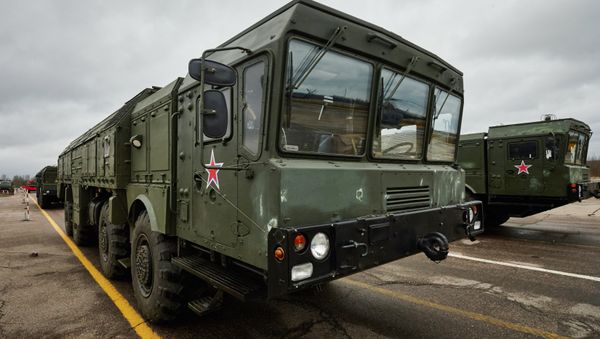 Mechanized unit of St. Petersburg garrison troops during military parade training Mechanized unit of St. Petersburg garrison troops during military parade training - Sputnik International