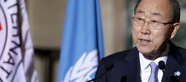 U.N. Secretary-General Ban Ki-Moon speaks to the media with International Committee of the Red Cross (ICRC) President Peter Maurer (not pictured) about the world’s humanitarian crises at the United Nations European headquarters in Geneva, Switzerland, October 31, 2015 - Sputnik International