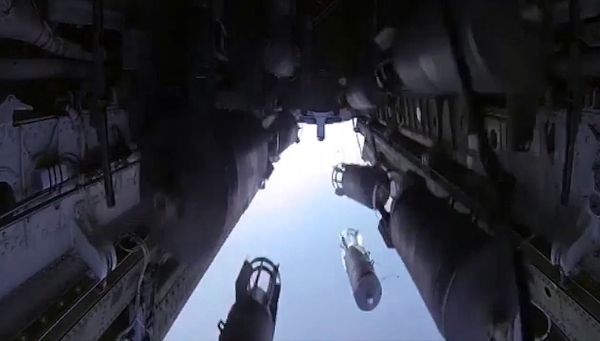 Shock and Awe: Deadly Weapons Unleashed by Russia Against ISIL in Syria - Sputnik International