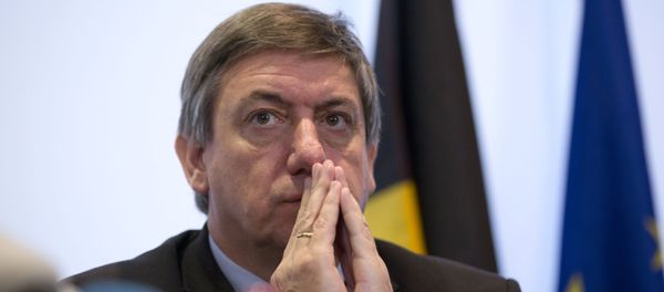 Belgium's Interior Minister Jan Jambon pauses before speaking during a media conference at the Prime Minister's office in Brussels, Saturday, Nov. 21, 2015 Belgium's Interior Minister Jan Jambon pauses before speaking during a media conference at the Prime Minister's office in Brussels, Saturday, Nov. 21, 2015 - Sputnik International