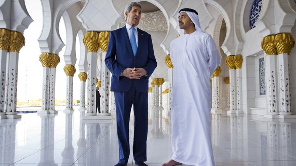 U.S. Secretary of State John Kerry speaks to the media after touring Sheikh Zayed Grand Mosque with UAE's Foreign Minister Sheikh Abdullah bin Zayed Al Nahyan in Abu Dhabi, November 23, 2015 U.S. Secretary of State John Kerry speaks to the media after touring Sheikh Zayed Grand Mosque with UAE's Foreign Minister Sheikh Abdullah bin Zayed Al Nahyan in Abu Dhabi, November 23, 2015 - Sputnik International