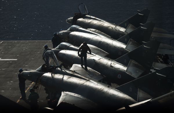 Gallic Might: Charles de Gaulle Aircraft Carrier Deployed Against ISIL - Sputnik International