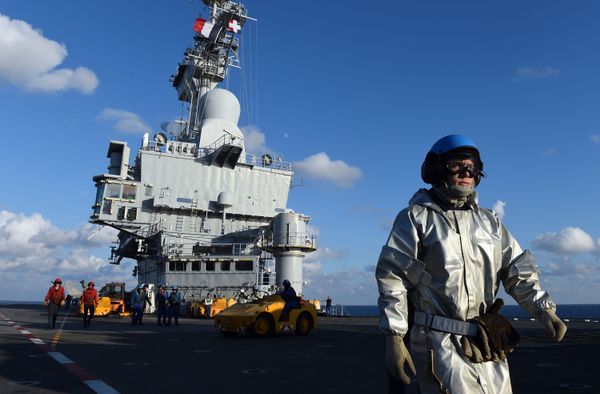 Gallic Might: Charles de Gaulle Aircraft Carrier Deployed Against ISIL - Sputnik International