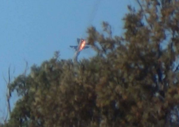 A war plane crashes in flames in a mountainous area in northern Syria after it was shot down by Turkish fighter jets near the Turkish-Syrian border November 24, 2015 A war plane crashes in flames in a mountainous area in northern Syria after it was shot down by Turkish fighter jets near the Turkish-Syrian border November 24, 2015 - Sputnik International