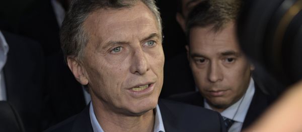 Argentine President-elect Mauricio Macri speaks to the press at the Olivos presidential residence in Buenos Aires, where he arrived to meet outgoing president Cristina Fernandez de Kirchner to define the transition, on November 24, 2015 Argentine President-elect Mauricio Macri speaks to the press at the Olivos presidential residence in Buenos Aires, where he arrived to meet outgoing president Cristina Fernandez de Kirchner to define the transition, on November 24, 2015 - Sputnik International