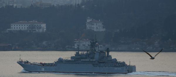 The Russian Navy's large landing ship Caesar Kunikov sets sail in the Bosphorus towards the Black Sea, in Istanbul, Turkey, November 25, 2015 The Russian Navy's large landing ship Caesar Kunikov sets sail in the Bosphorus towards the Black Sea, in Istanbul, Turkey, November 25, 2015 - Sputnik International