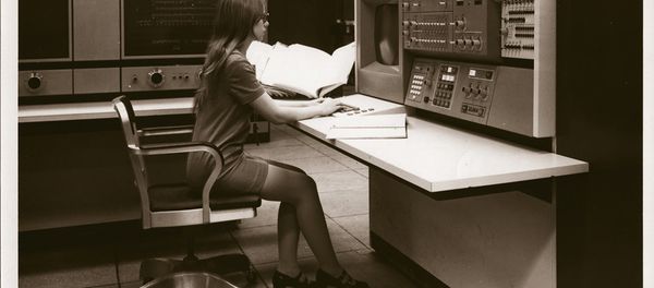 An NSA supercomputer in the 1970s - Sputnik International