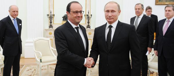 President Putin meets with French President Francois Hollande - Sputnik International
