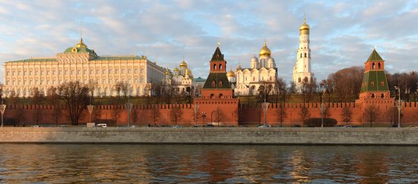 The Kremlin as seen from the Sofiiskaya Embankment. The Kremlin as seen from the Sofiiskaya Embankment. - Sputnik International