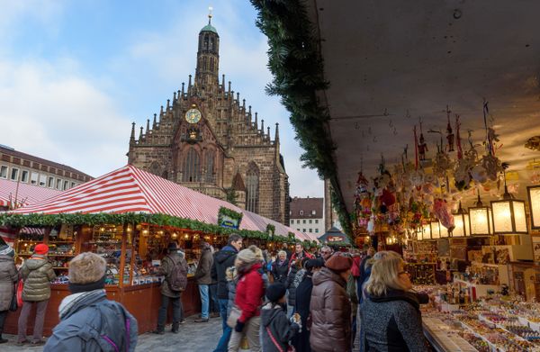World Waiting for Christmas Miracles World Waiting for Christmas Miracles - Sputnik International