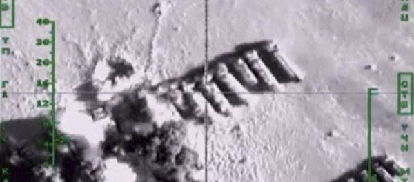 Oil trucks, which, according to Russia's Defence Ministry, are being used by Islamic State militants, are hit by air strikes carried out by Russia's air force, at an unknown location in Syria, in this still image taken from video footage released by Russia's Defence Ministry on November 18, 201 Oil trucks, which, according to Russia's Defence Ministry, are being used by Islamic State militants, are hit by air strikes carried out by Russia's air force, at an unknown location in Syria, in this still image taken from video footage released by Russia's Defence Ministry on November 18, 201 - Sputnik International