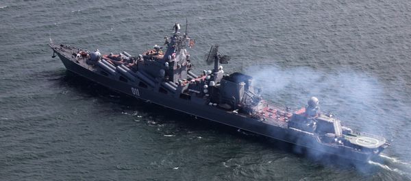 The guided missile cruiser Varyag of the Russian Pacific Fleet - Sputnik International