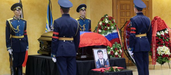 Funeral of pilot Oleg Peshkov killed in Syria - Sputnik International