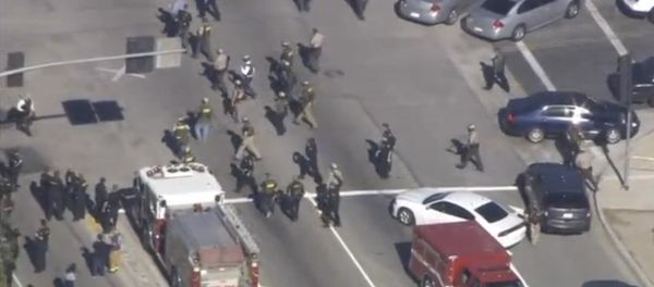 First responders at a scene of shooting in San Bernardino California - Sputnik International