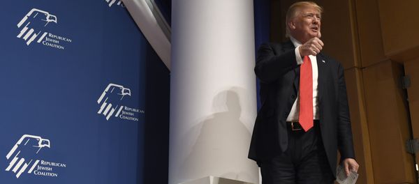 Republican presidential candidate Donald Trump arrives to speak at the Republican Jewish Coalition Presidential Forum. Republican presidential candidate Donald Trump arrives to speak at the Republican Jewish Coalition Presidential Forum. - Sputnik International