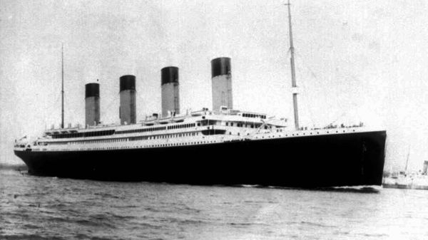 Undated file photo of the doomed liner the S.S. Titanic. Salvage operators hope to raise a large chunk of the British liner, which sunk on it's maiden voyage 84 years ago, when it struck an iceberg in the north Atlantic. More than 1500 people died in the icy waters of the Atlantic when Titanic sank. - Sputnik International