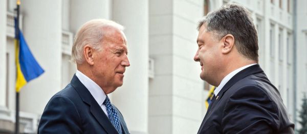 Vice President of the United States Joe Biden, left, and Ukrainian President Petro Poroshenko meet in Kiev Vice President of the United States Joe Biden, left, and Ukrainian President Petro Poroshenko meet in Kiev - Sputnik International