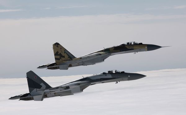 Winged Death: Su-34 and Su-35 Russian Military Aircraft - Sputnik International
