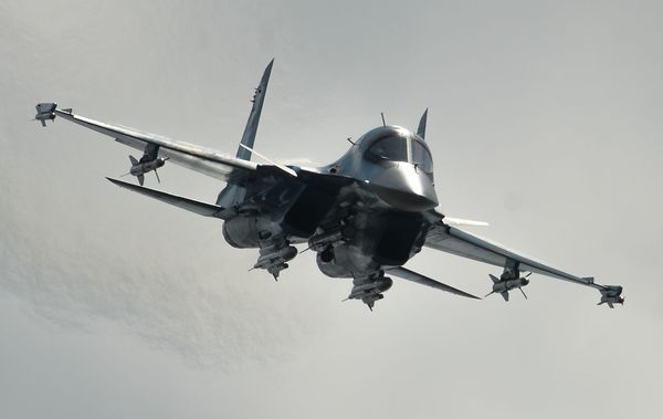 Winged Death: Su-34 and Su-35 Russian Military Aircraft - Sputnik International