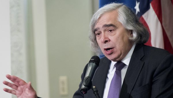 Energy Secretary Ernest Moniz speaks at a signing ceremony for a memorandum of agreement to establish the Manhattan Project National Historic Park, Tuesday, Nov. 10, 2015, at the Interior Department in Washington - Sputnik International