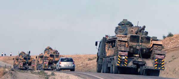 Turkish army's tanks at the Turkey-Iraq border . (File) Turkish army's tanks at the Turkey-Iraq border . (File) - Sputnik International