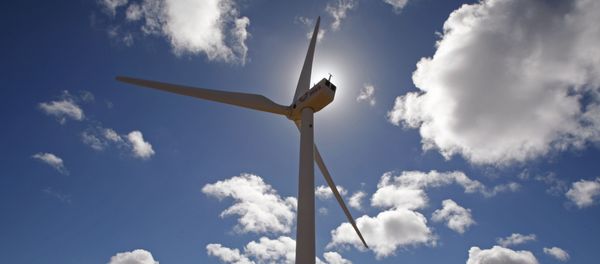 Wind turbines are used to generate electricity near the small town of Darling situated on the outskirts of Cape Town, South Africa - Sputnik International