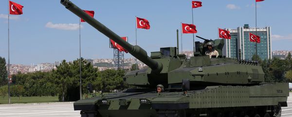 Turkey's first military tank, the Altay, seen during a military parade on Victory Day in Ankara, Turkey, Sunday, Aug. 30, 2015. - Sputnik International