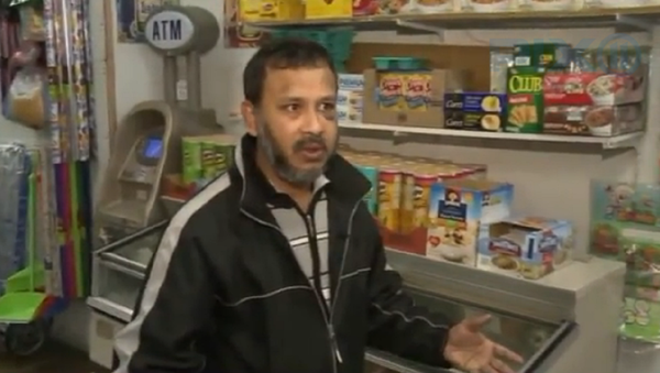 Man beats Muslim store owner in Astoria; police investigates attack as hate crime (print screen) - Sputnik International