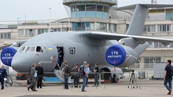 Antonov An-178 Ukrainian military transport aircraft at the 51st International Paris Air Show - Le Bourget 2015 held at Le Bourget Exhibition Centre in France. - Sputnik International