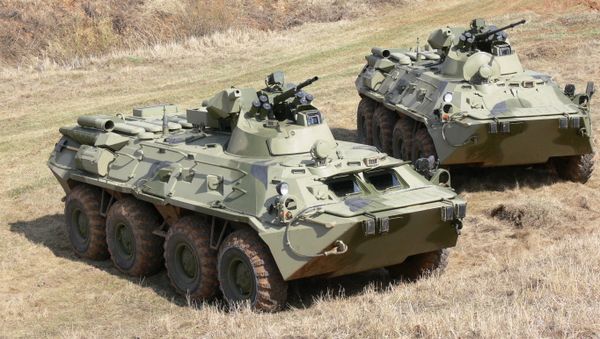 BTR-82 and BTR-82A armored personnel carriers - Sputnik International