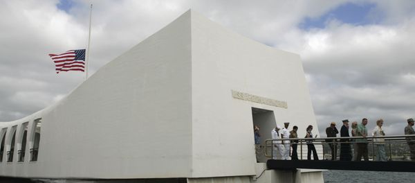 USS Arizona Memorial during the 68th anniversary ceremony of the attack on Pearl Harbor at cNaval Base in Honolulu. (File) - Sputnik International