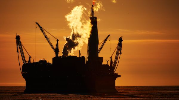 Russian offshore oil platform - Sputnik International