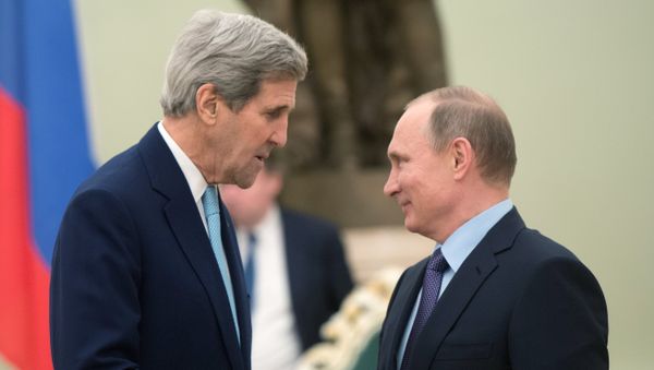 Russian President Vladimir Putin, right, and US Secretary of State John Kerry during a meeting in the Kremlin Russian President Vladimir Putin, right, and US Secretary of State John Kerry during a meeting in the Kremlin - Sputnik International