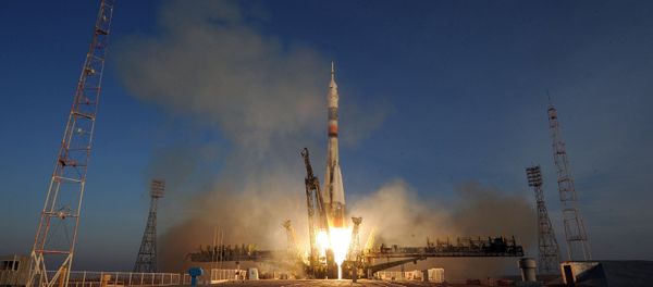 Soyuz TMA-19M spacecraft lifts off from Baikonur Space Center Soyuz TMA-19M spacecraft lifts off from Baikonur Space Center - Sputnik International