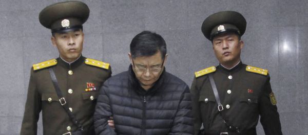 Hyeon Soo Lim, center, who pastors the Light Korean Presbyterian Church in Toronto, is escorted to his sentencing in Pyongyang, North Korea, Wednesday, Dec. 16, 2015 Hyeon Soo Lim, center, who pastors the Light Korean Presbyterian Church in Toronto, is escorted to his sentencing in Pyongyang, North Korea, Wednesday, Dec. 16, 2015 - Sputnik International