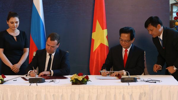 May 29, 2015. Prime Minister Dmitry Medvedev (second left) and Prime Minister of Vietnam Nguyen Tan Dung (second right) during the signing of a free trade agreement between the Eurasian Economic Union and the Socialist Republic of Vietnam May 29, 2015. Prime Minister Dmitry Medvedev (second left) and Prime Minister of Vietnam Nguyen Tan Dung (second right) during the signing of a free trade agreement between the Eurasian Economic Union and the Socialist Republic of Vietnam - Sputnik International